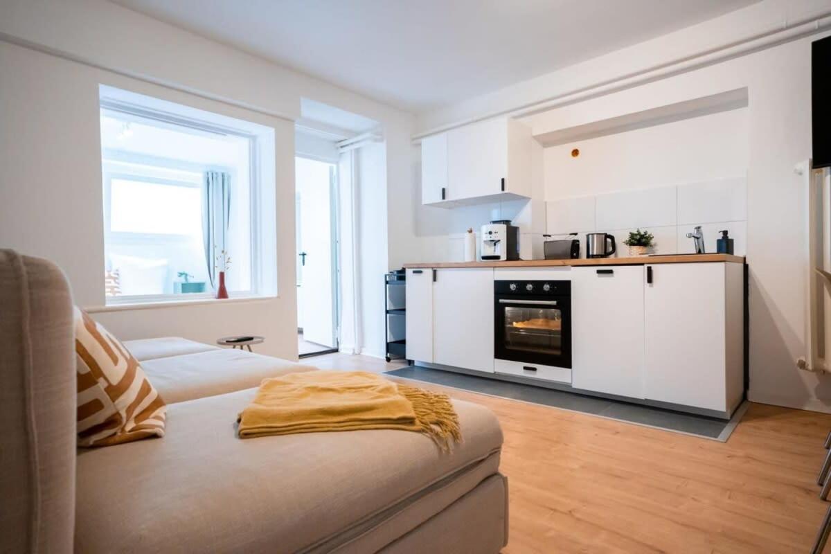 Hamburg City Apartment For 7 Zewnętrze zdjęcie